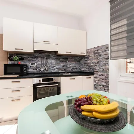 Rogic Apartmán *
