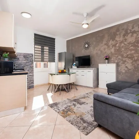 Rogic Apartment Rovinj